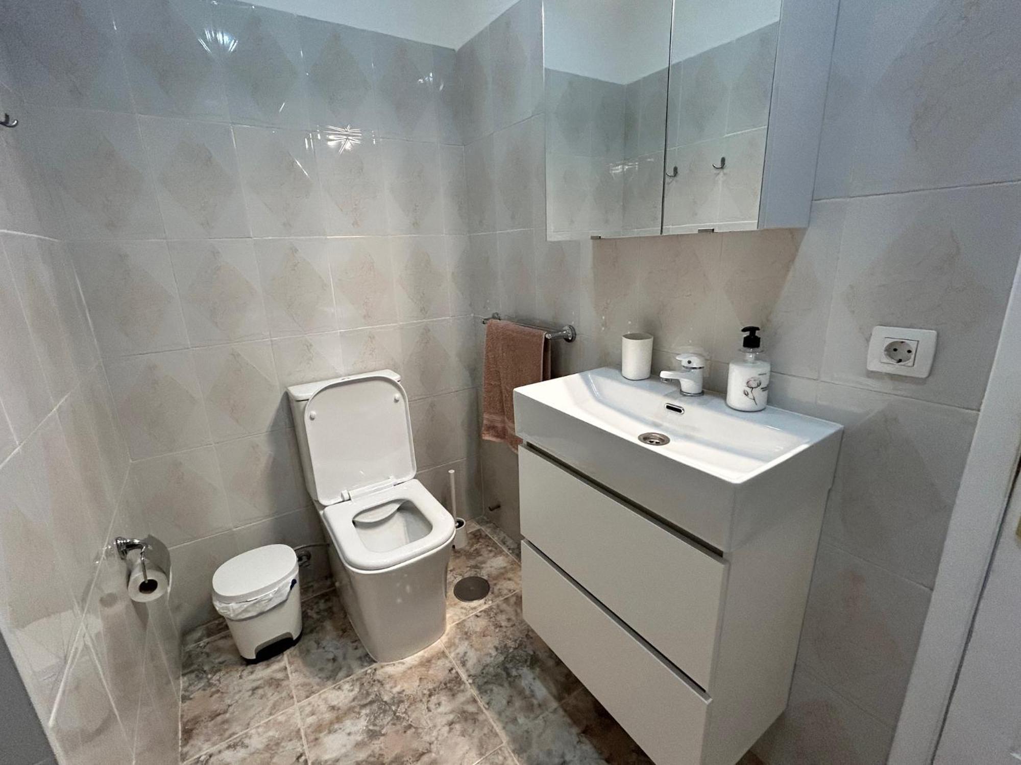 Apartment Tili With Ocean View
